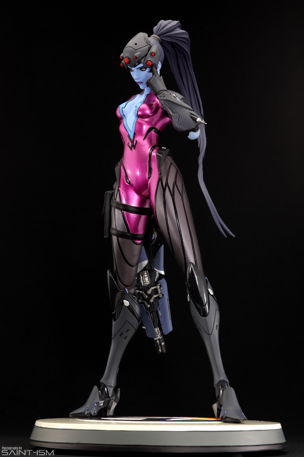 widowmaker overwatch statue