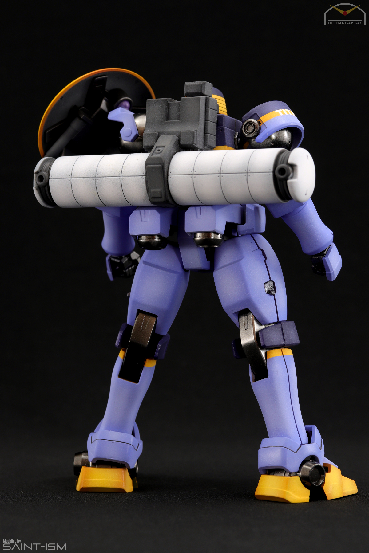 p bandai leo