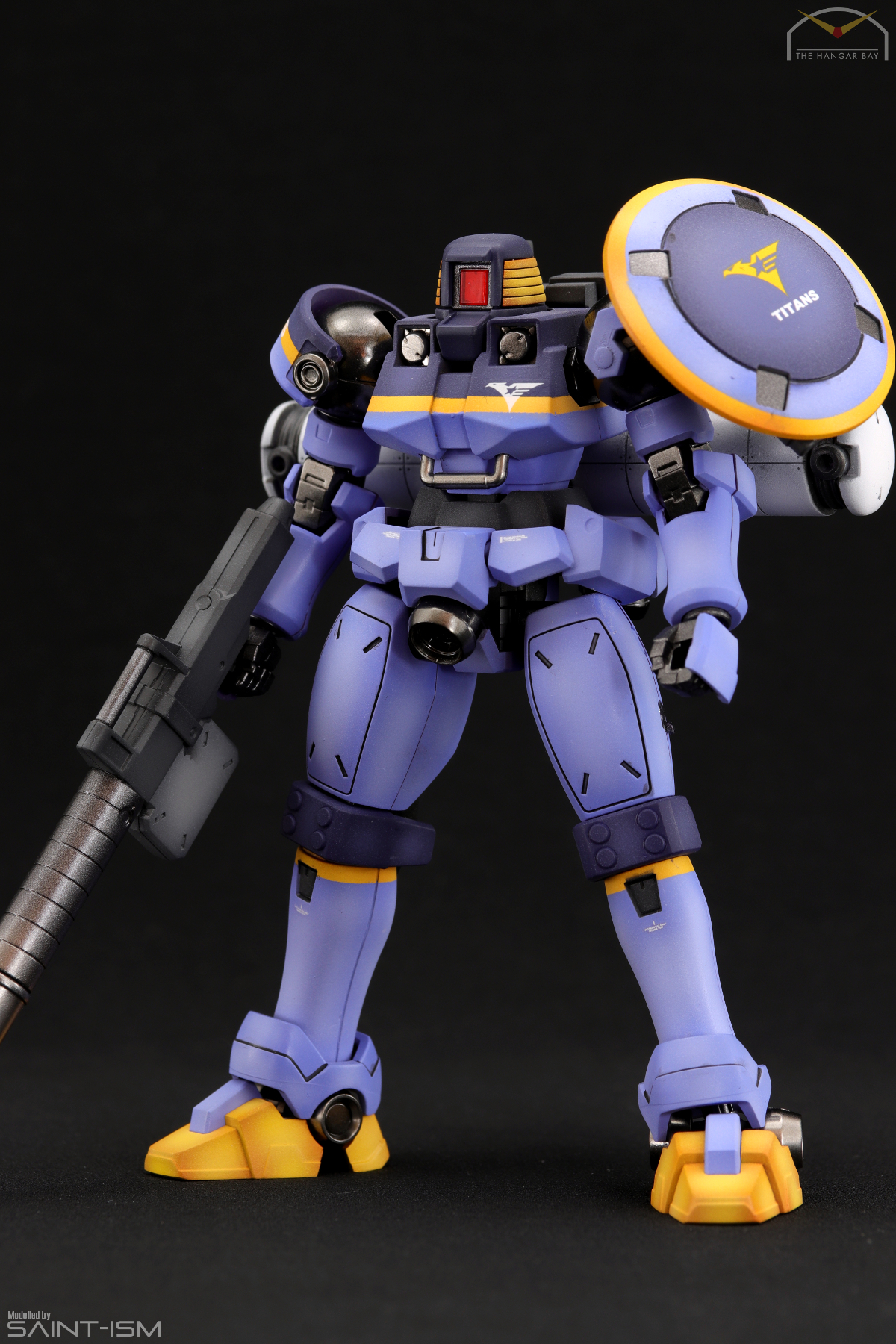 p bandai leo