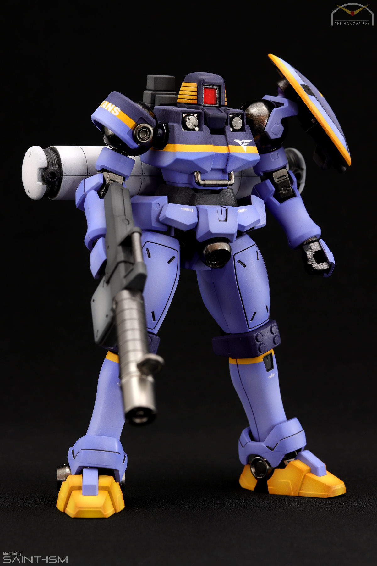 p bandai leo