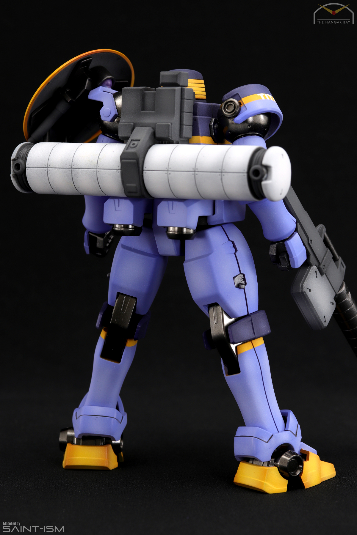 p bandai leo