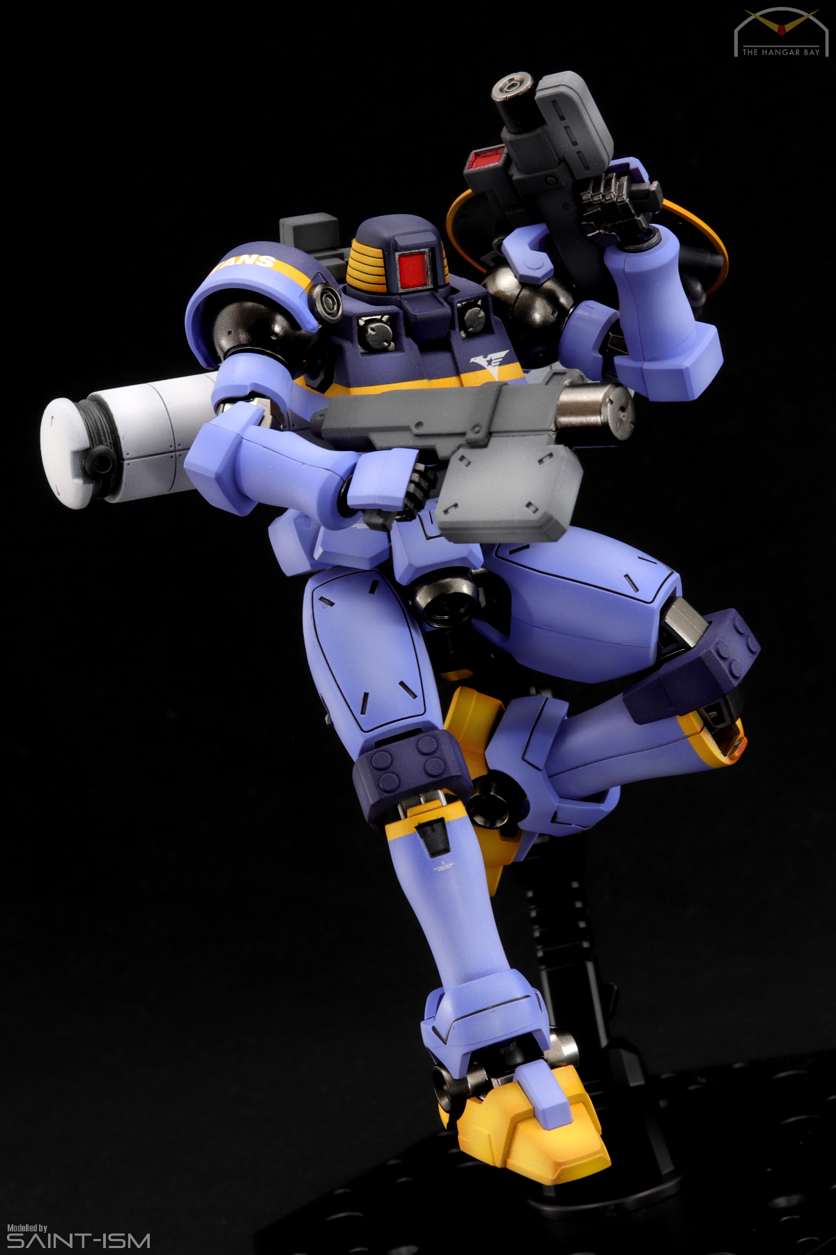 p bandai leo